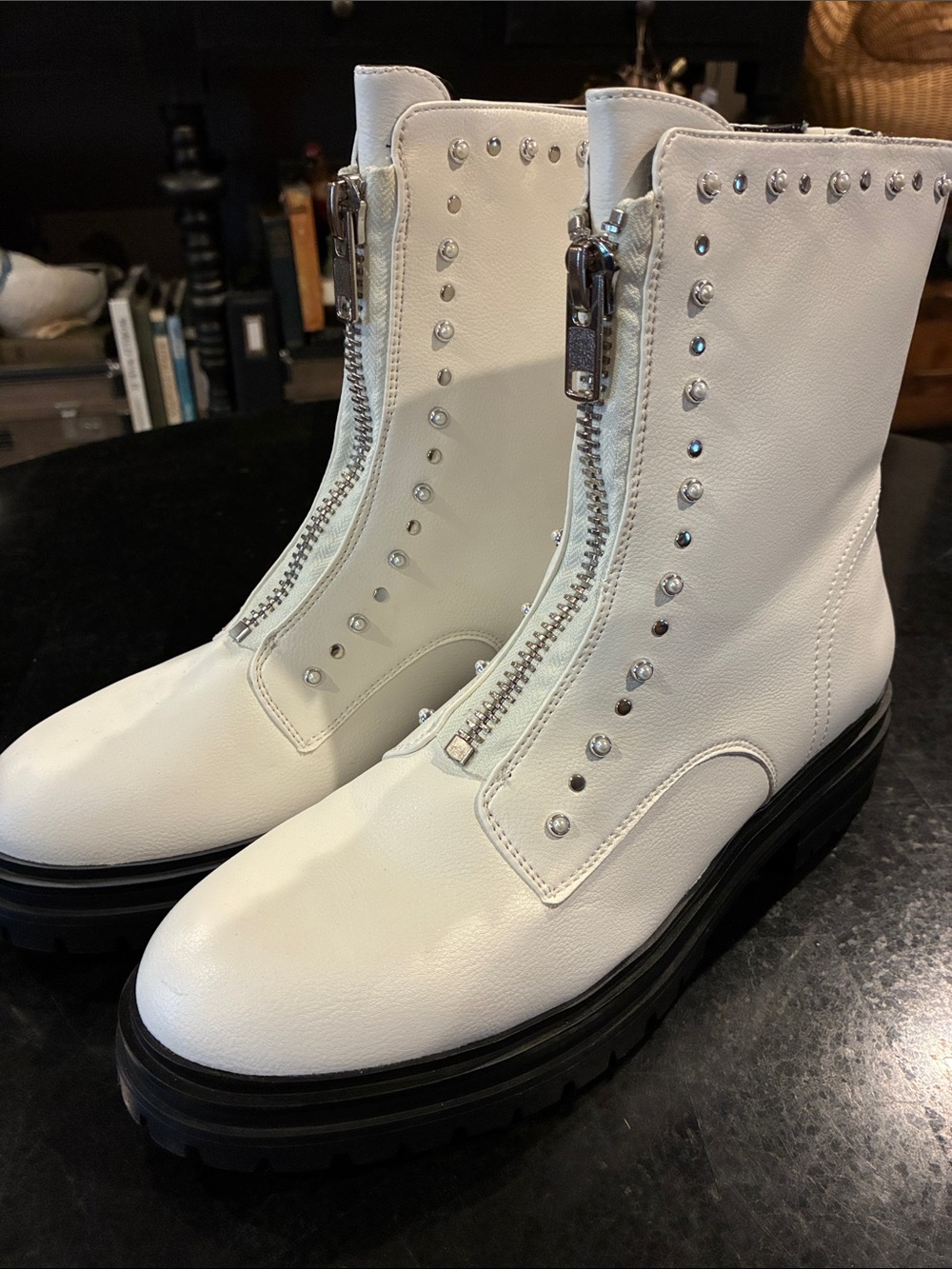NEW-Women's White Zip Front Studded Boots Sz 11
